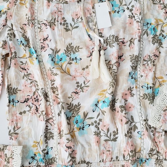 AMERICAN RAG Lace Trimmed Top - Picture 5 of 11